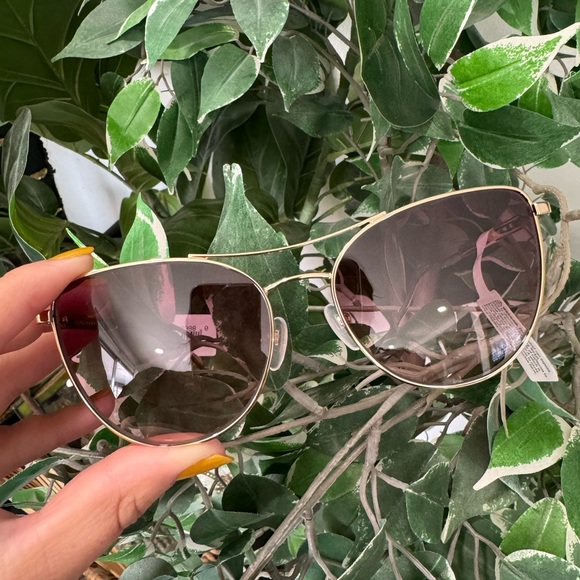 SALE💐LONGCHAMP aviator cat eye purple sunglasses ✨ - Picture 14 of 16